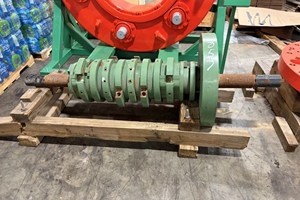 Montgomery Industries 34HD-HZF  Hogs and Wood Grinders
